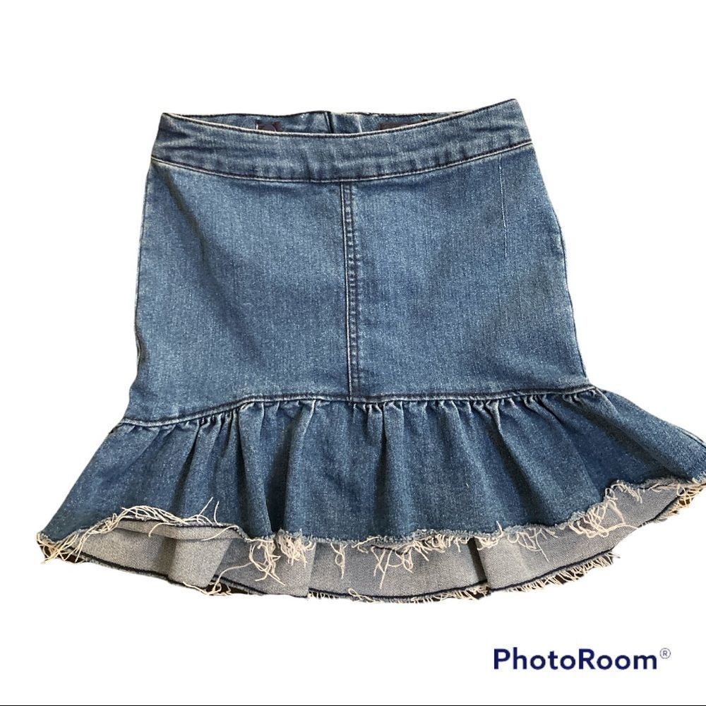 Cat & Jack Denim tulip start size 7/8 m